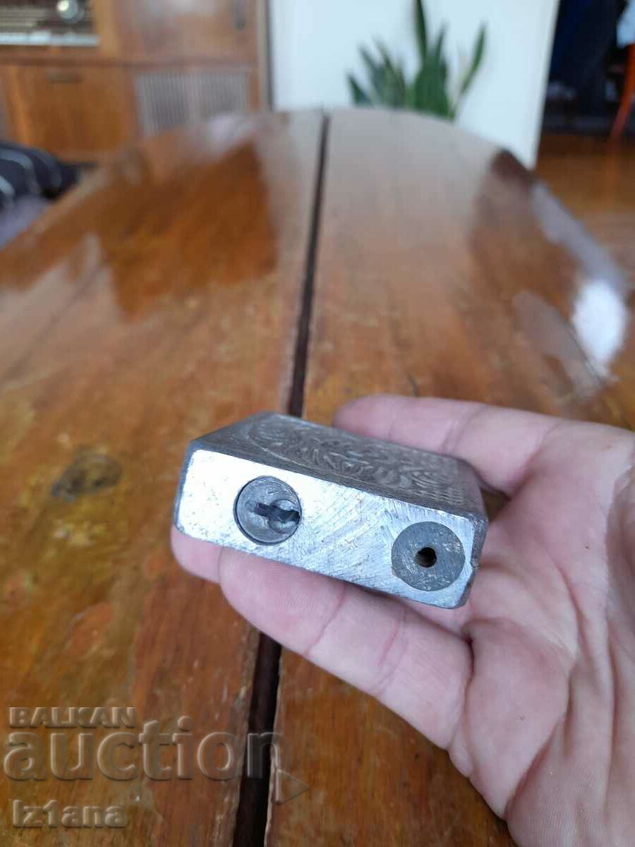 Auction Old padlock Auction Old padlock