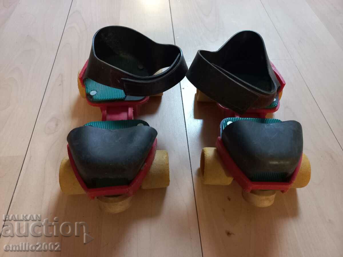 Children's roller skates retro social