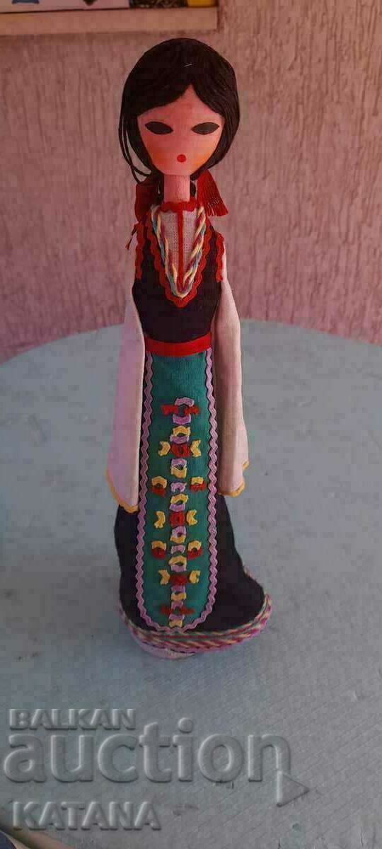 Ξύλινη κούκλα με φορεσιά ΠΩΛΗΣΗ!!!