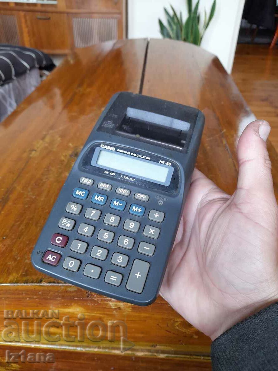 Vechiul calculator Casio HR-8B cu preț 10.00 BGN | € 5.11