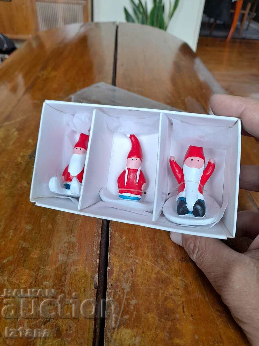 Figure, Santa Claus figures with price 20.00 BGN | € 10.23 Figure, Santa Claus figures with price 20.00 BGN | € 10.23