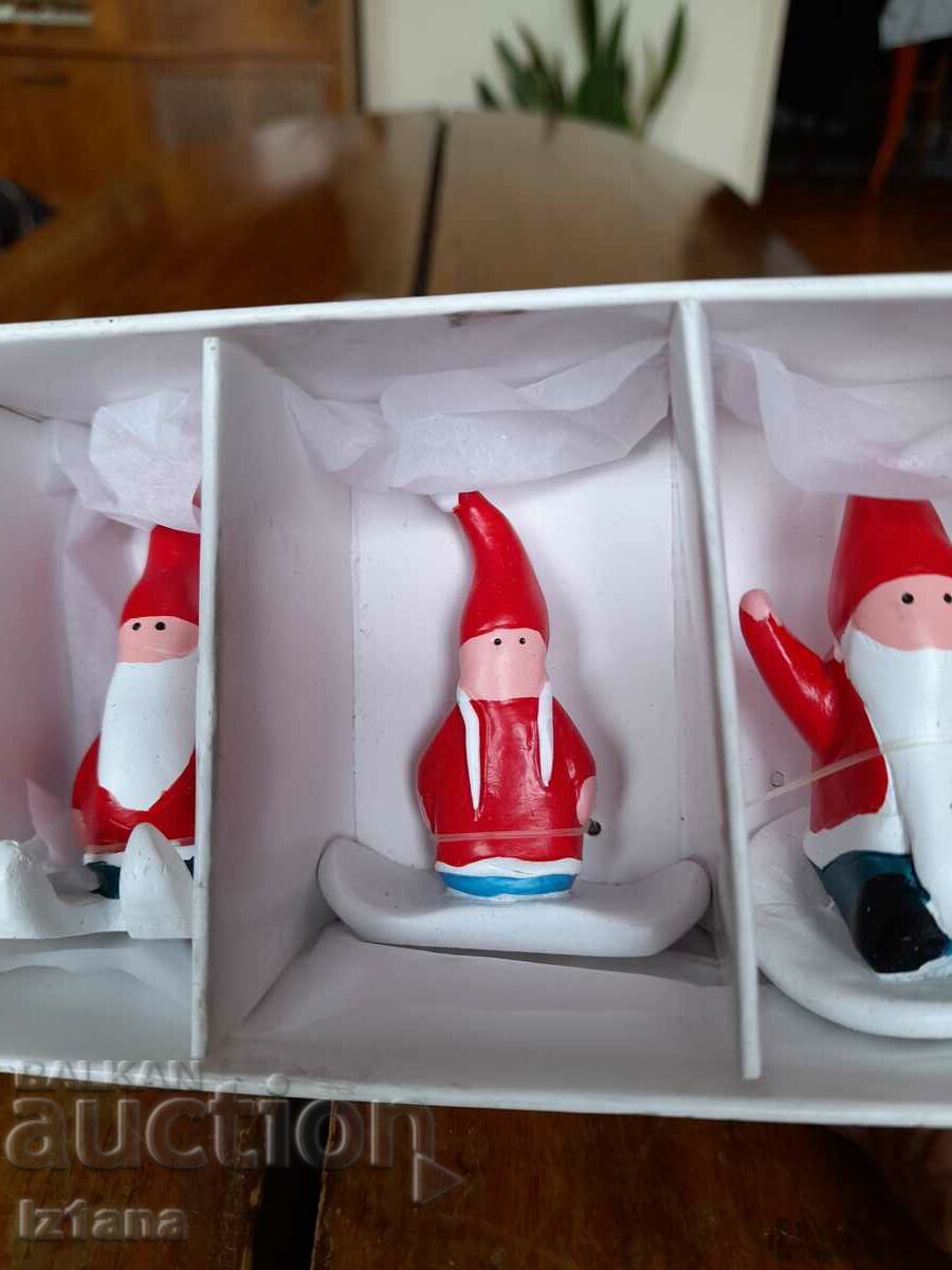 Delivery of Figure, Santa Claus figures Delivery of Figure, Santa Claus figures