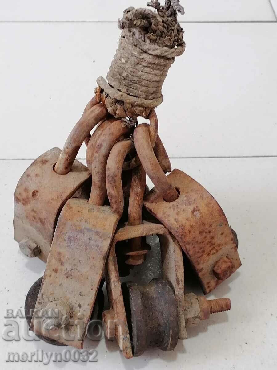 Pulleys for weights rollers pulley pulley polyspast with price 79.00 BGN | € 40.39