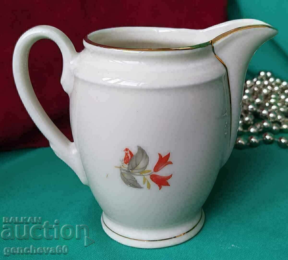 Delivery of Cream jug for filling/Bavaria