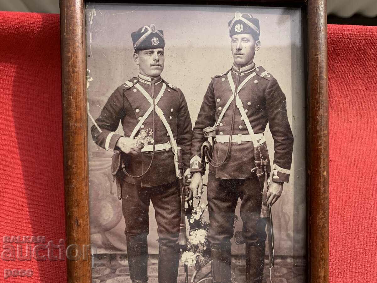 Доставка на Военни стара снимка