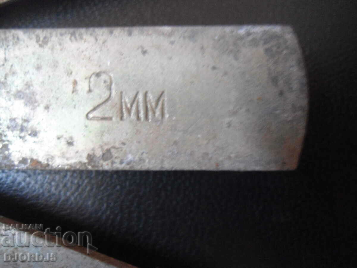 παλιό εργαλείο με τιμή 3.00 BGN | € 1.53 παλιό εργαλείο με τιμή 3.00 BGN | € 1.53