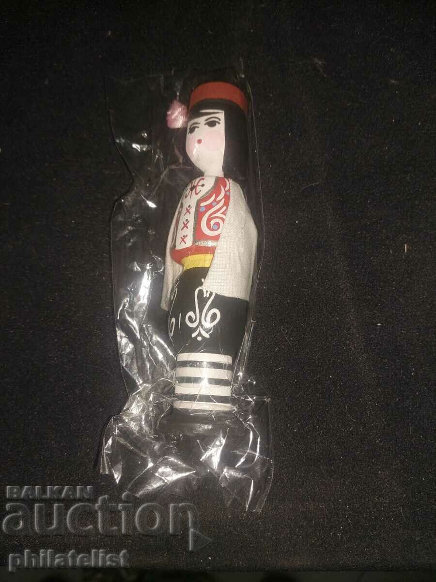 dolls with muscles with price 4.00 BGN | € 2.05 dolls with muscles with price 4.00 BGN | € 2.05