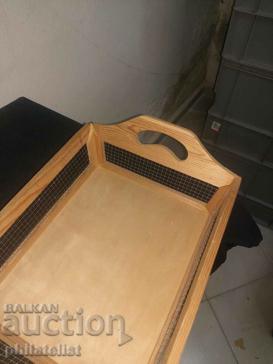 Serving tray with price 10.00 BGN | € 5.11 Serving tray with price 10.00 BGN | € 5.11