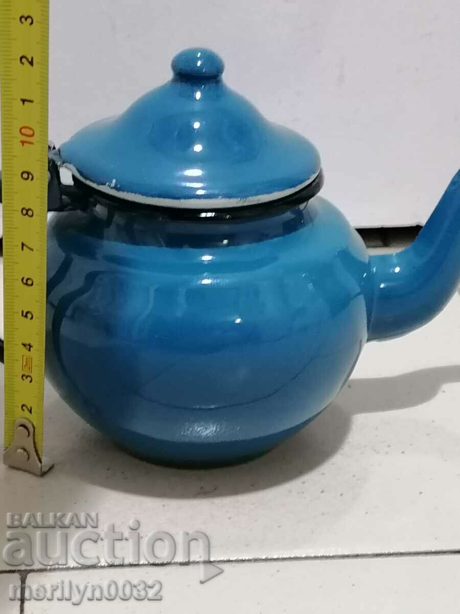 Auction  Enamelled teapot made of salt container with enamel