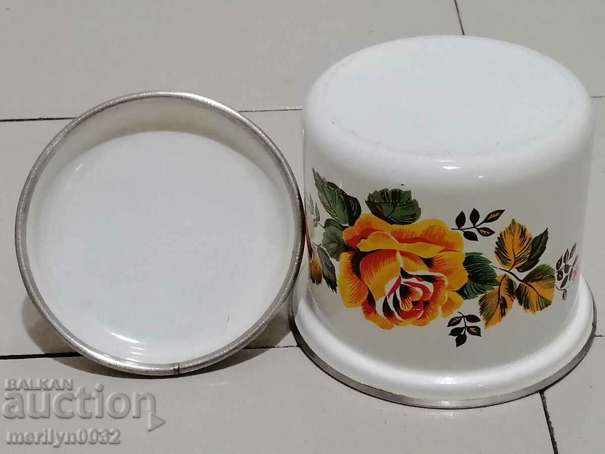 Емайлирано канче с капак чайник от соца съд с емайл - 6 Емайлирано канче с капак чайник от соца съд с емайл - 6