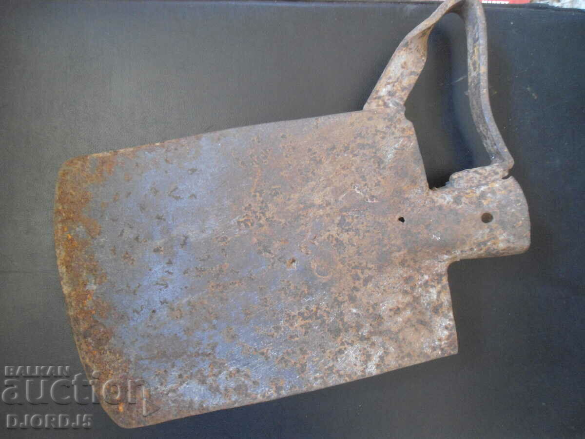 Παλιά λεπίδα, φτυάρι με τιμή 8.00 BGN | € 4.09 Παλιά λεπίδα, φτυάρι με τιμή 8.00 BGN | € 4.09