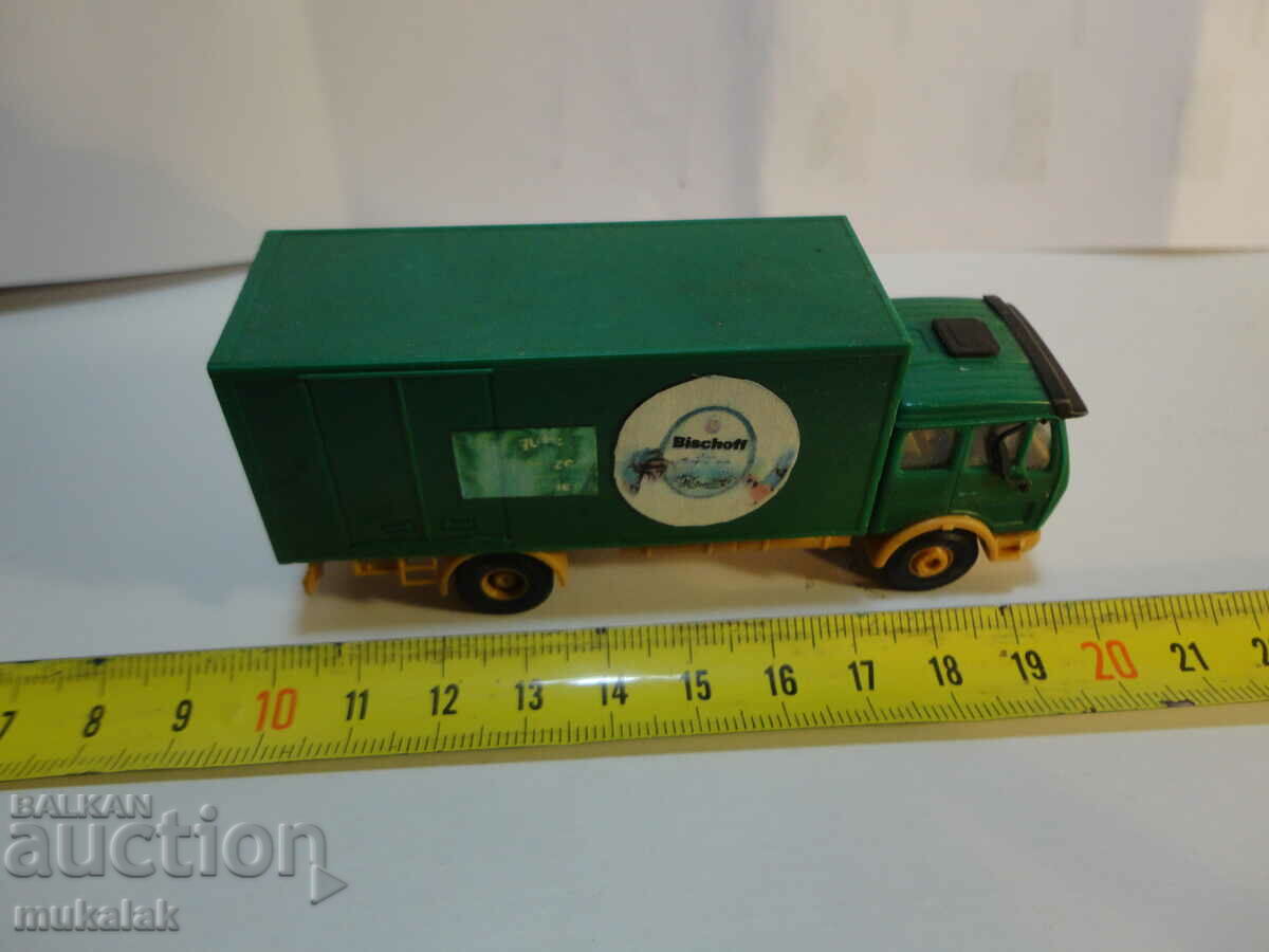 WIKING?HERPA?PREISER?KIBRI? HO 1/87 MERCEDES TRUCK MODEL - 5 WIKING?HERPA?PREISER?KIBRI? HO 1/87 MERCEDES TRUCK MODEL - 5