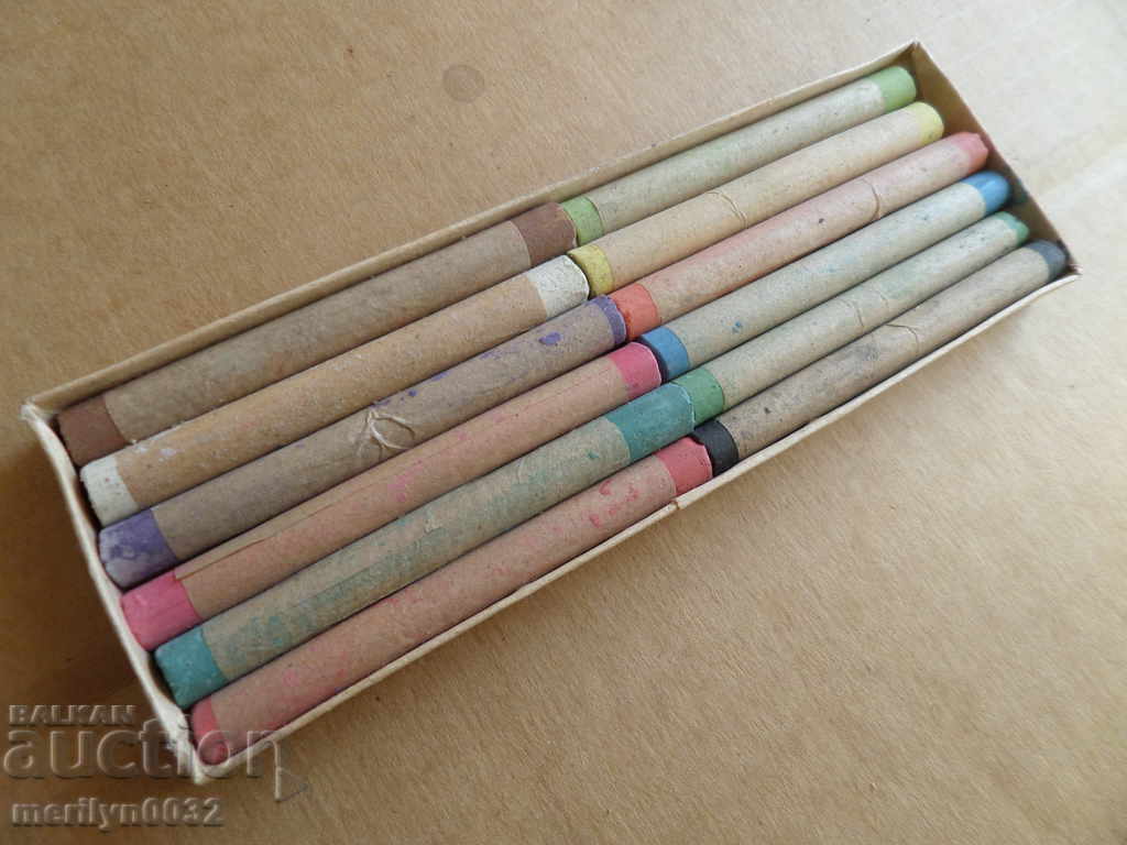 Old box of unused crayons, Kingdom of Bulgaria crayons - 5
