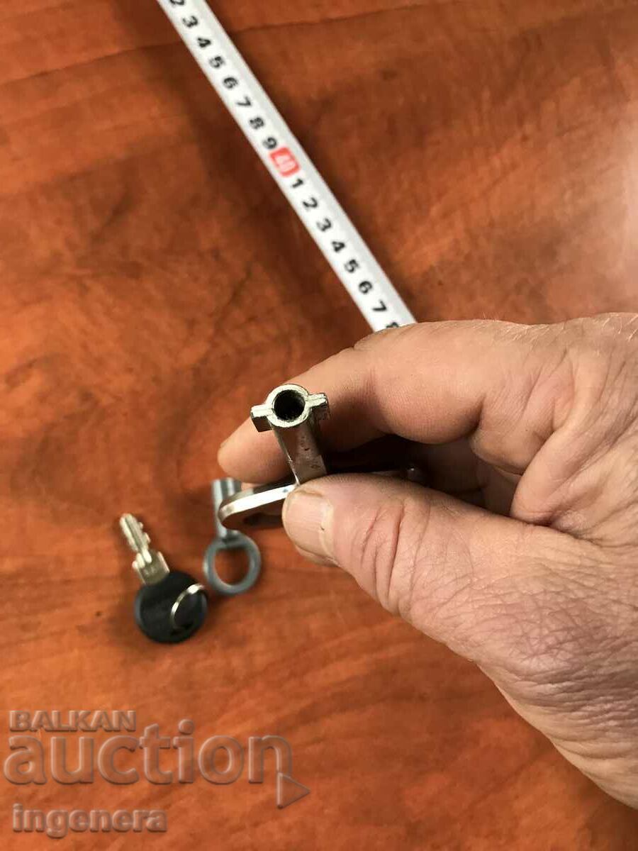 Auction KEY COLLECTION KEYS Auction KEY COLLECTION KEYS