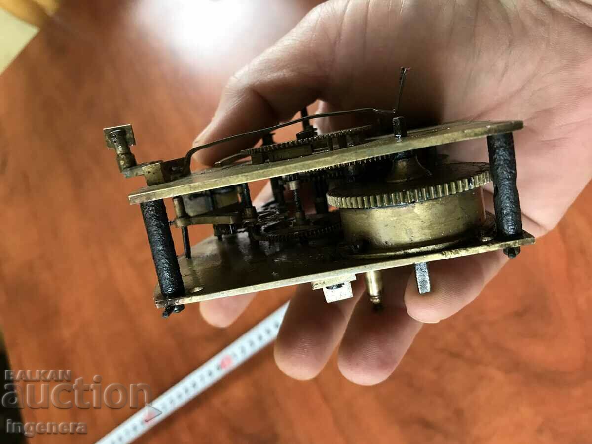 CLOCK WALL CLOCK MECHANISM with price 28.00 BGN | € 14.32 CLOCK WALL CLOCK MECHANISM with price 28.00 BGN | € 14.32