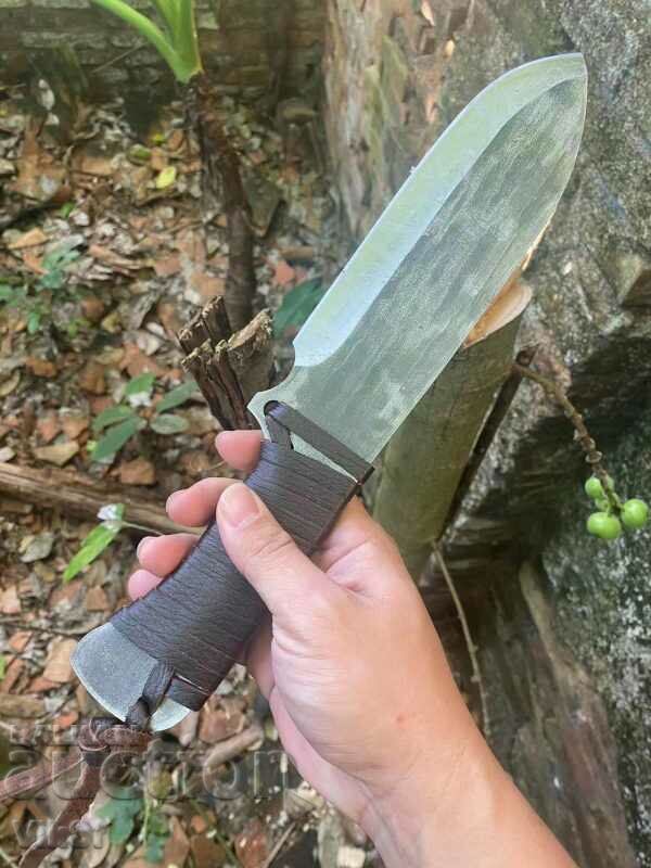 Auction  Massive hunting knife/survival type/ 100x220 mm