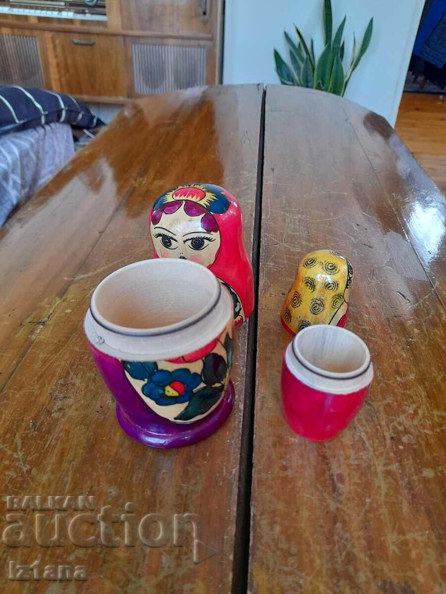 Delivery of Old Matryoshka, Matryoshki Delivery of Old Matryoshka, Matryoshki