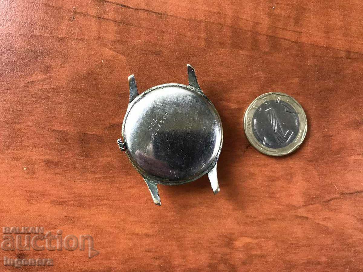 MEN'S "DOXA" HAND WATCH WORKING - 5 MEN'S "DOXA" HAND WATCH WORKING - 5