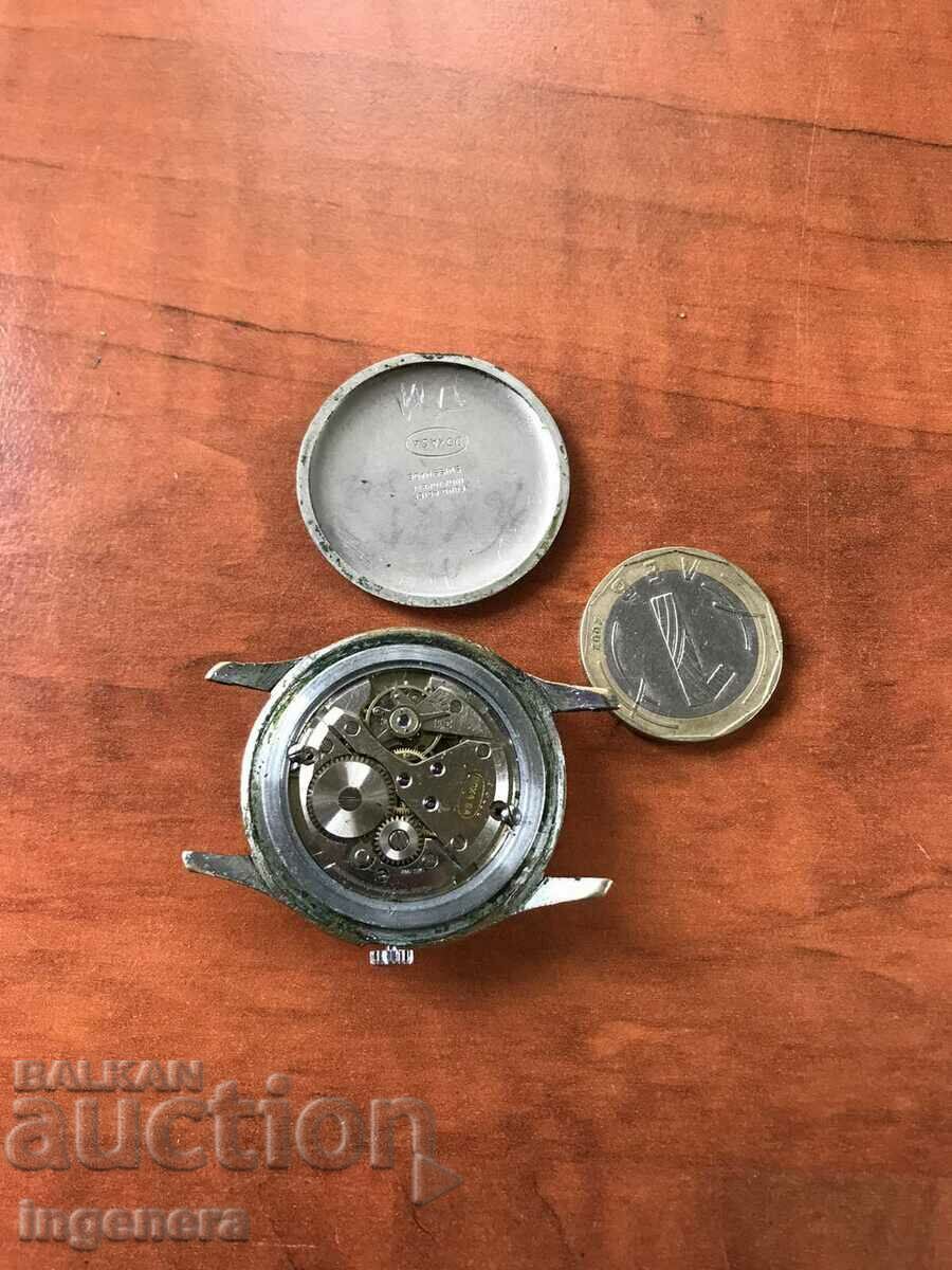 MEN'S "DOXA" HAND WATCH WORKING - 6 MEN'S "DOXA" HAND WATCH WORKING - 6