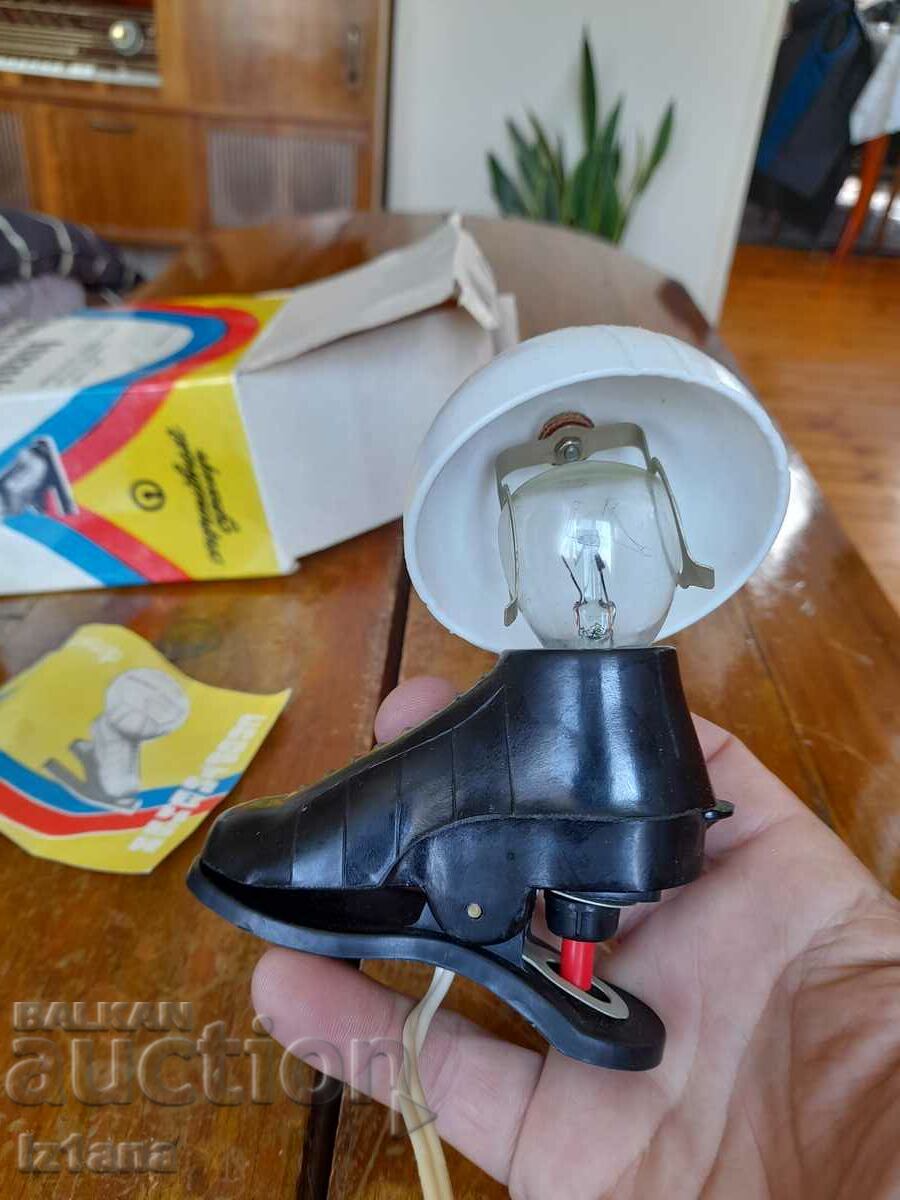 Livrarea Lampă veche de suvenir, suvenir