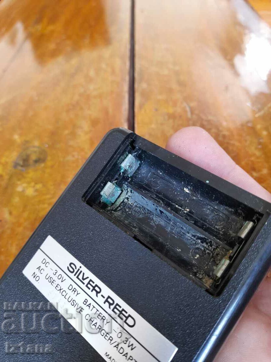 Old Silver Reed 8R calculator - 5 Old Silver Reed 8R calculator - 5