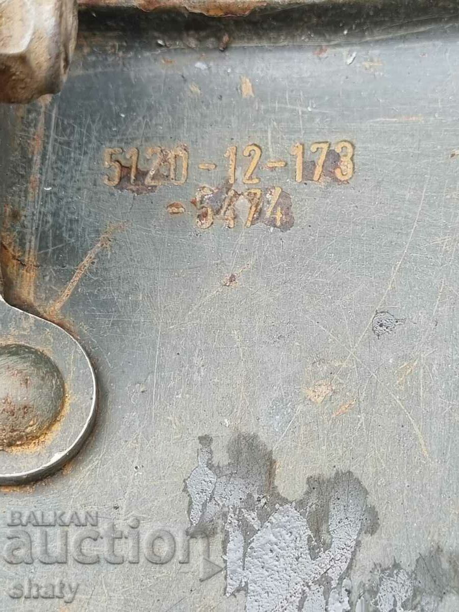 Auction Military spade. Chance tool Auction Military spade. Chance tool