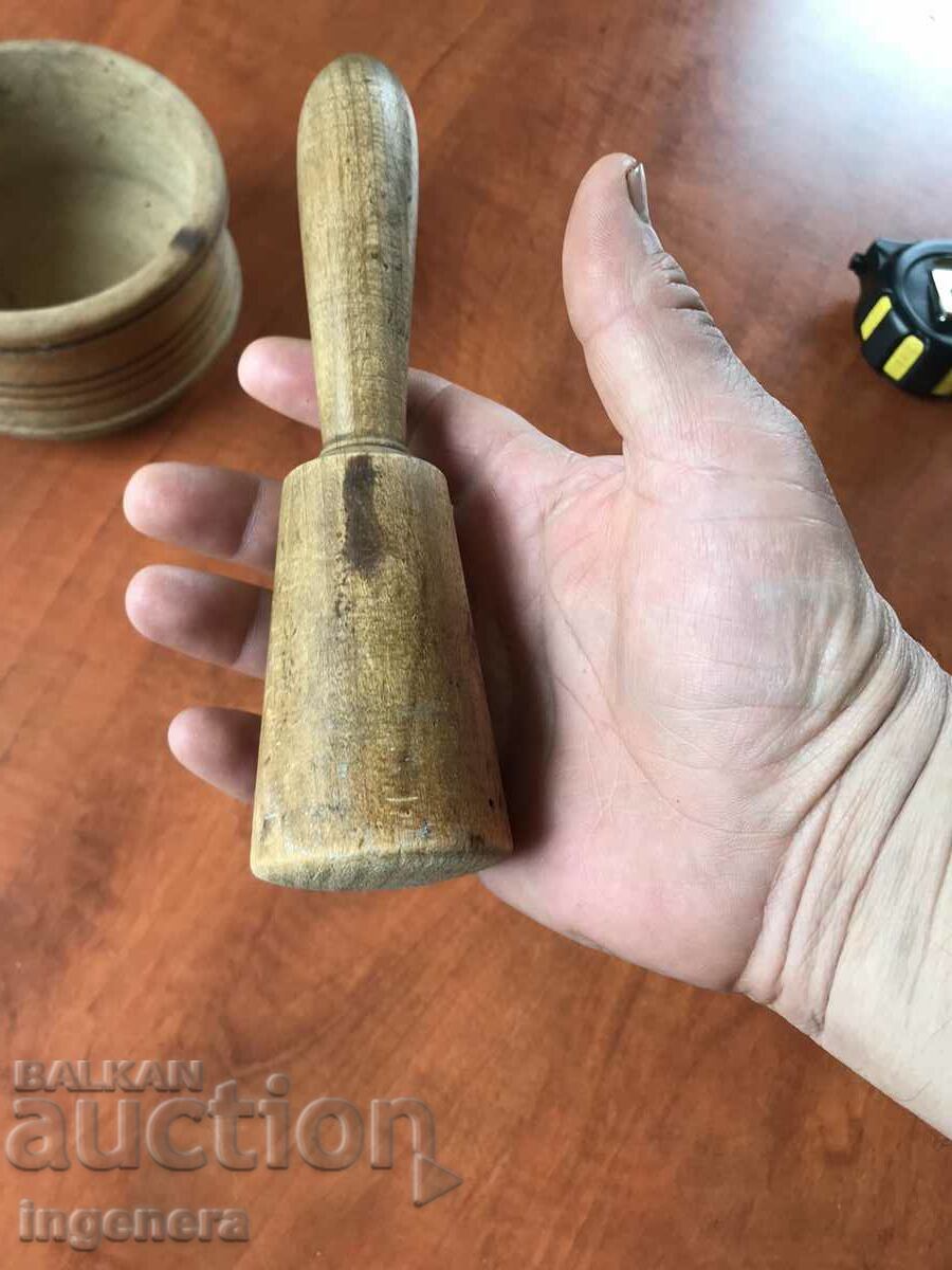 LARGE ANTIQUE WOODEN MORTAR WITH HAMMER - 5 LARGE ANTIQUE WOODEN MORTAR WITH HAMMER - 5