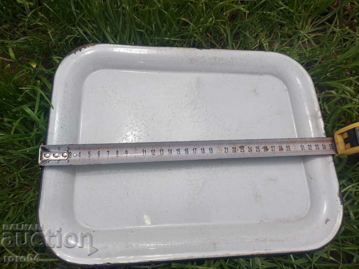 ENAMELED TRAY - KINGDOM OF BULGARIA with price 22.50 BGN | € 11.50 ENAMELED TRAY - KINGDOM OF BULGARIA with price 22.50 BGN | € 11.50