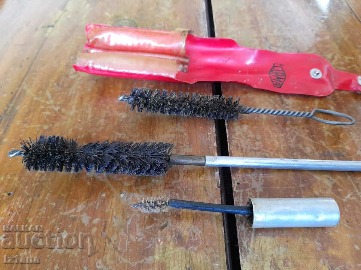 Auction Old ramrod, gun brushes Auction Old ramrod, gun brushes