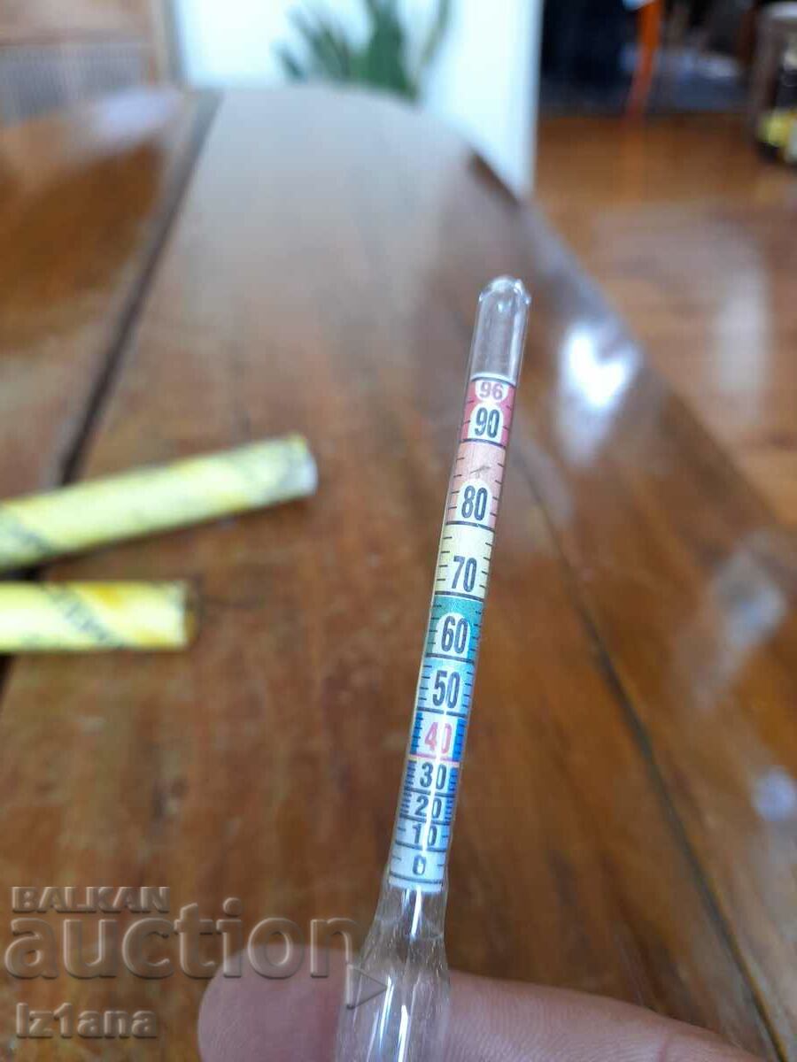 Παράδοση Παλιό αλκοολόμετρο Παράδοση Παλιό αλκοολόμετρο