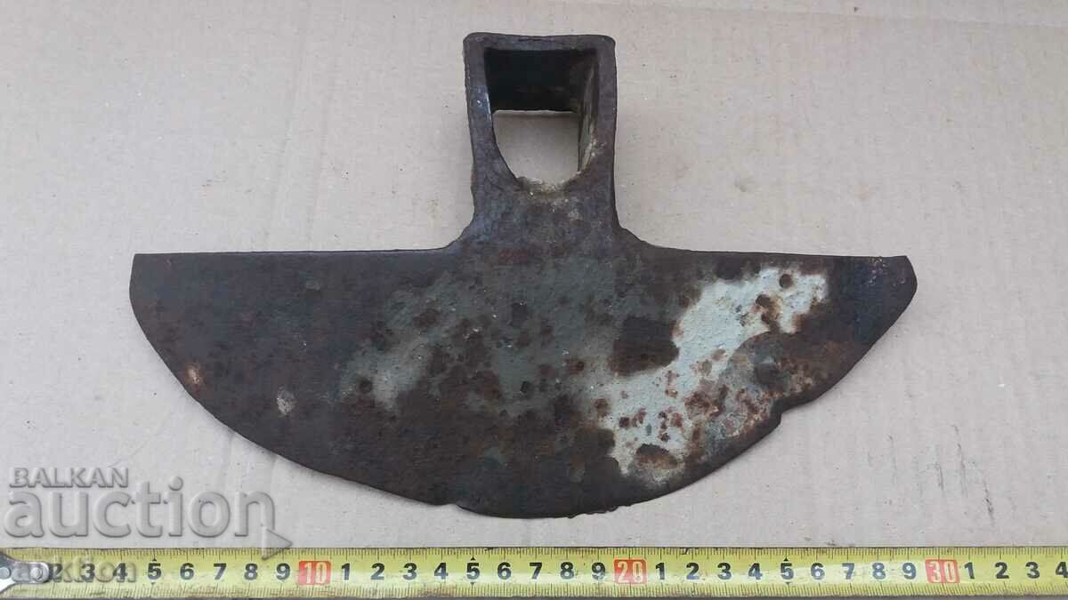 Auction MASSIVE HOE, DIGGER Auction MASSIVE HOE, DIGGER