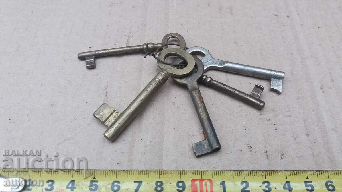 OLD KEYS - 5