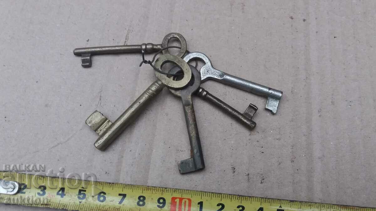 OLD KEYS - 7