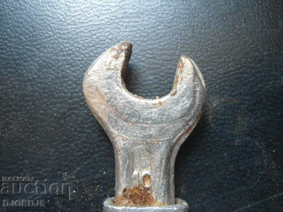 Old key 10 with price 1.00 BGN | € 0.51 Old key 10 with price 1.00 BGN | € 0.51