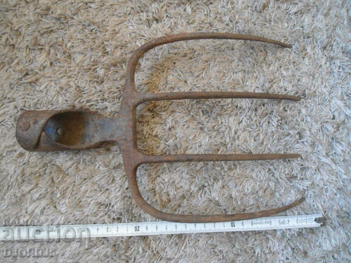 Παλιά βίλα, σημάνσεις - 5 Παλιά βίλα, σημάνσεις - 5