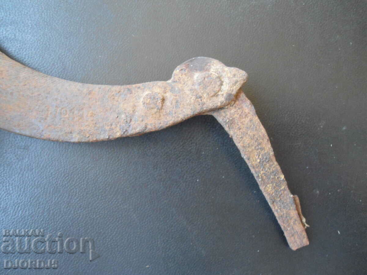 Delivery of Old sickle, engraved, markings Delivery of Old sickle, engraved, markings