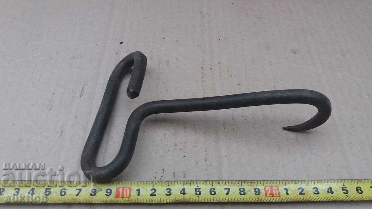 OLD FORGED HOOK, CHANGEL - 7 OLD FORGED HOOK, CHANGEL - 7