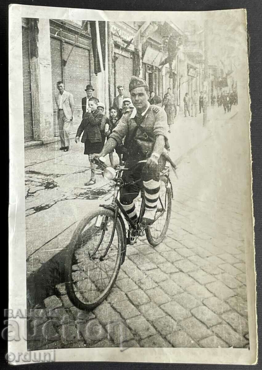 3528 Kingdom of Bulgaria Partisan with a bicycle Sofia 1944.
