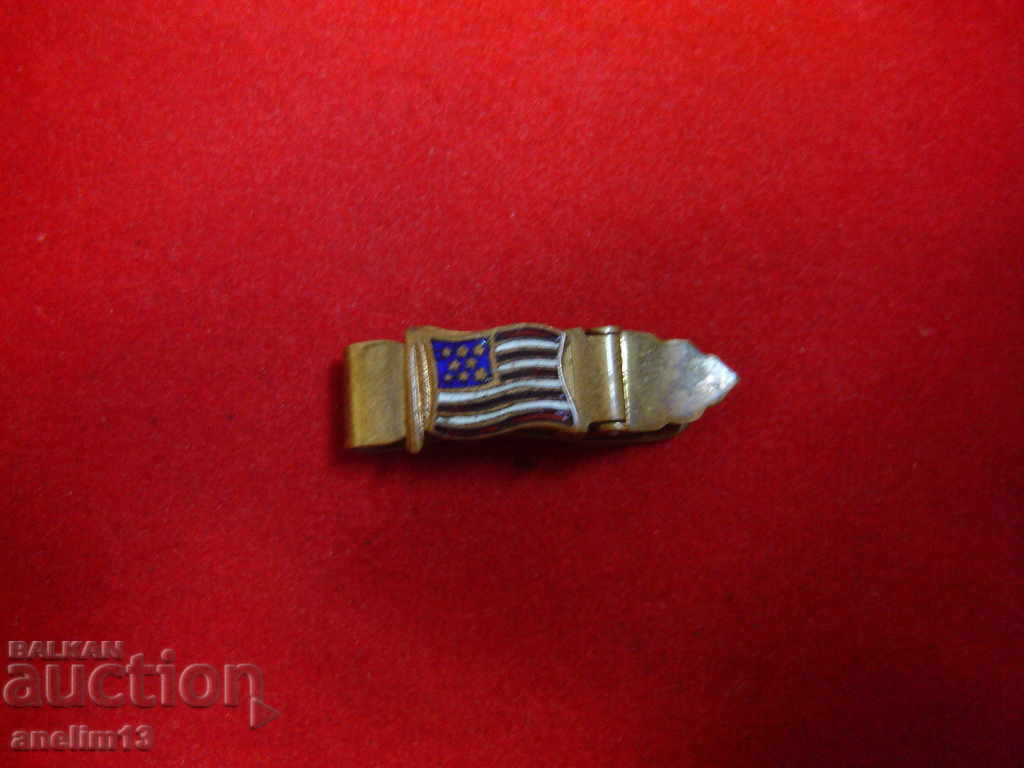 OLD BRONZE EMAIL MONEY CLIP with price 75.00 BGN | € 38.35 OLD BRONZE EMAIL MONEY CLIP with price 75.00 BGN | € 38.35