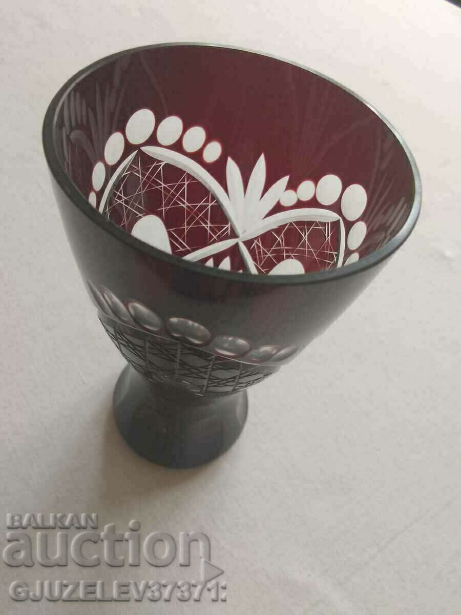 Аукцион Рязан кристал Винтидж- Ваза Рубинено червен Аукцион Рязан кристал Винтидж- Ваза Рубинено червен