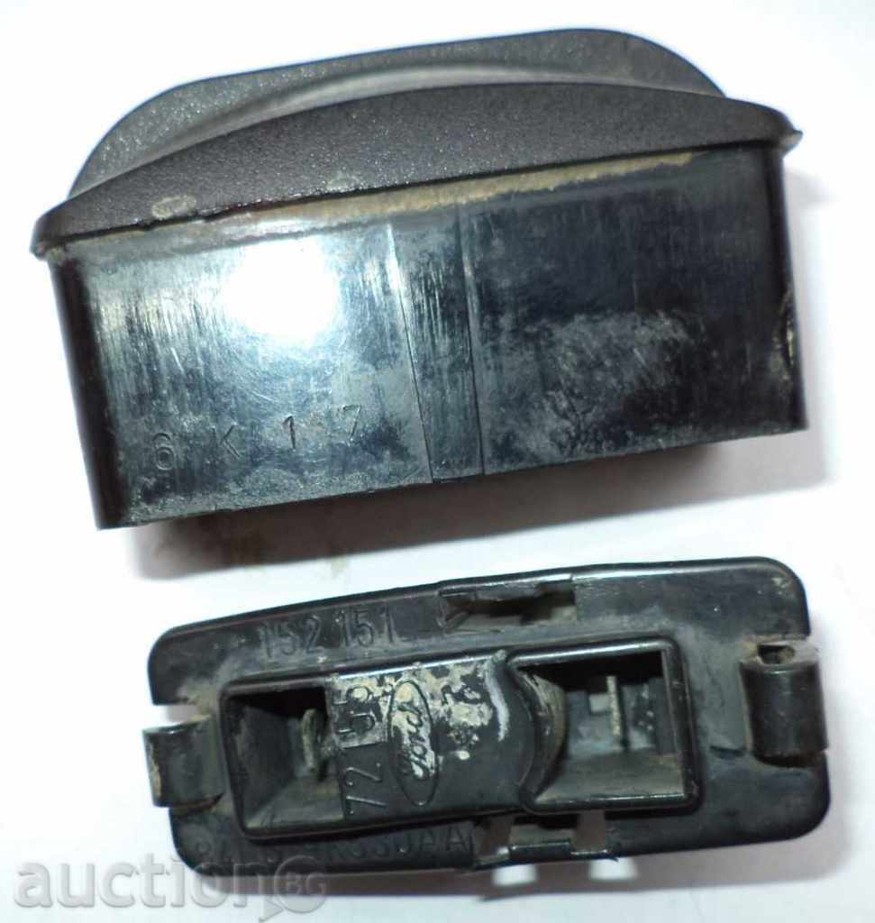 Auction Ford Orion 1.4 Ghia 1986 - Rear Number Plate Light Auction Ford Orion 1.4 Ghia 1986 - Rear Number Plate Light