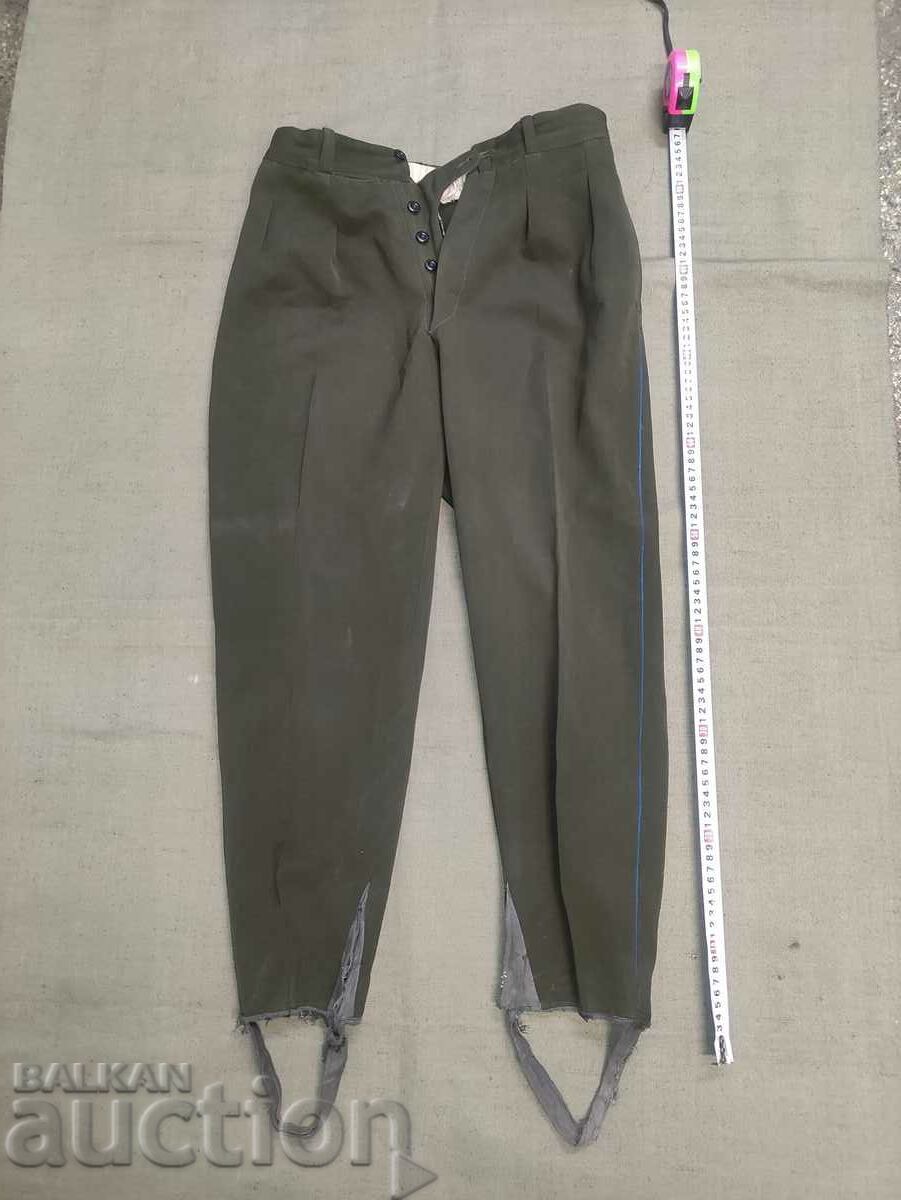 Pantaloni de uniformă