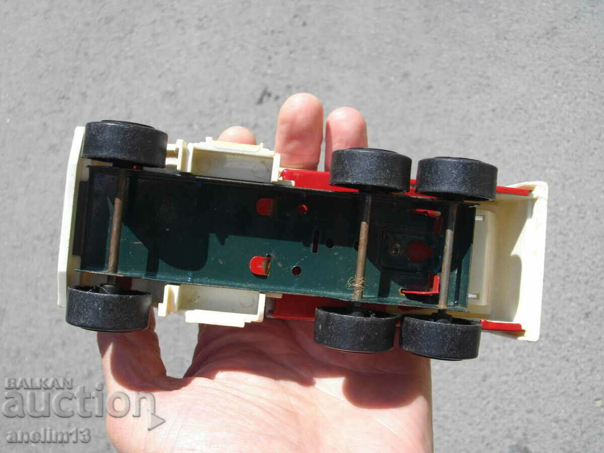 OLD COCA COLA TIN TOY TRUCK - 6 OLD COCA COLA TIN TOY TRUCK - 6