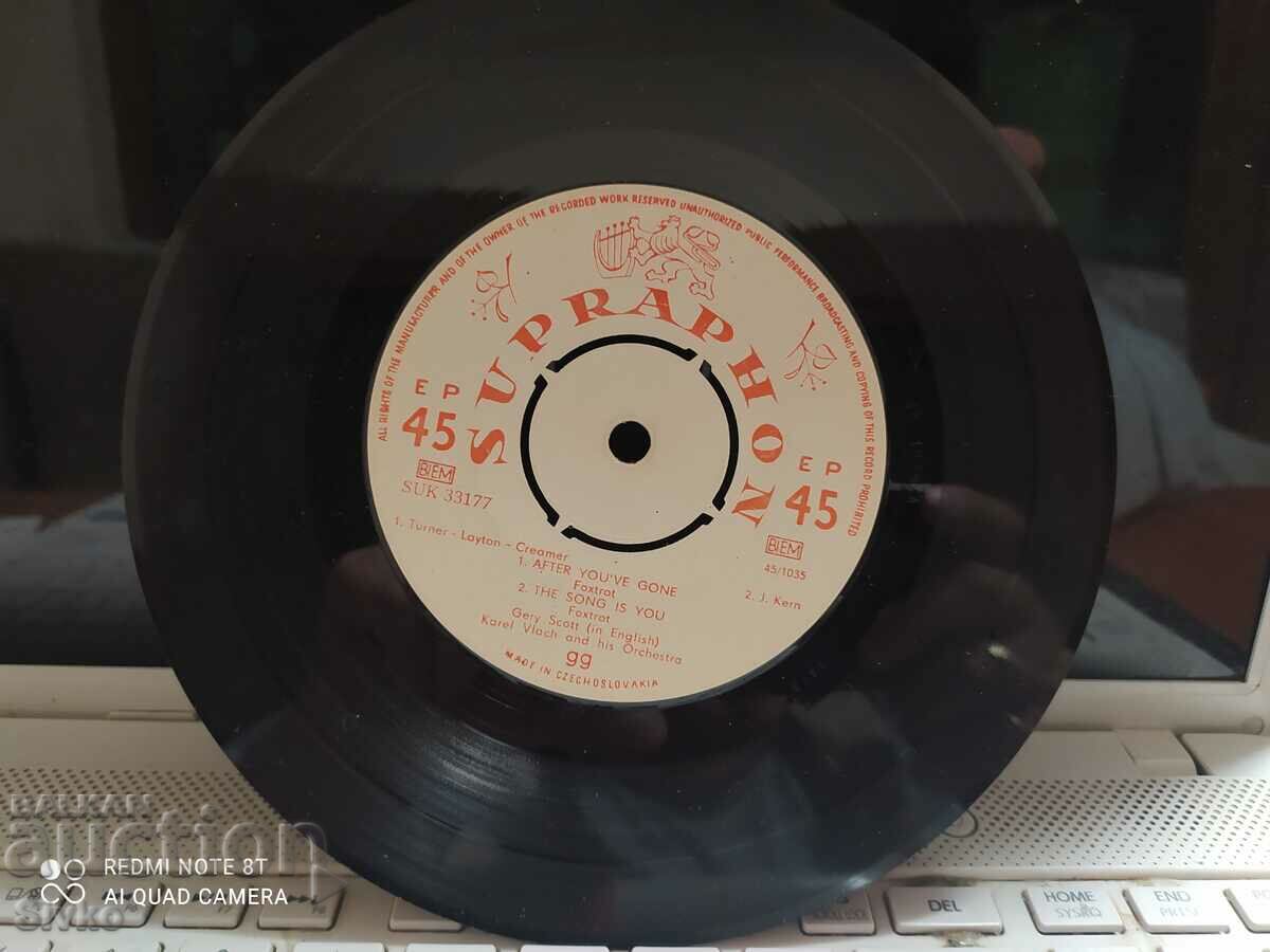 Auction Foxtrot Turntable Auction Foxtrot Turntable