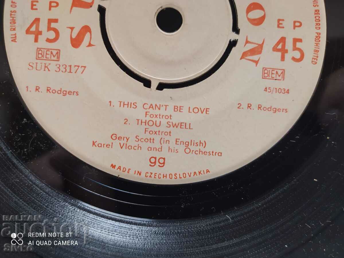 Foxtrot Turntable - 6 Foxtrot Turntable - 6