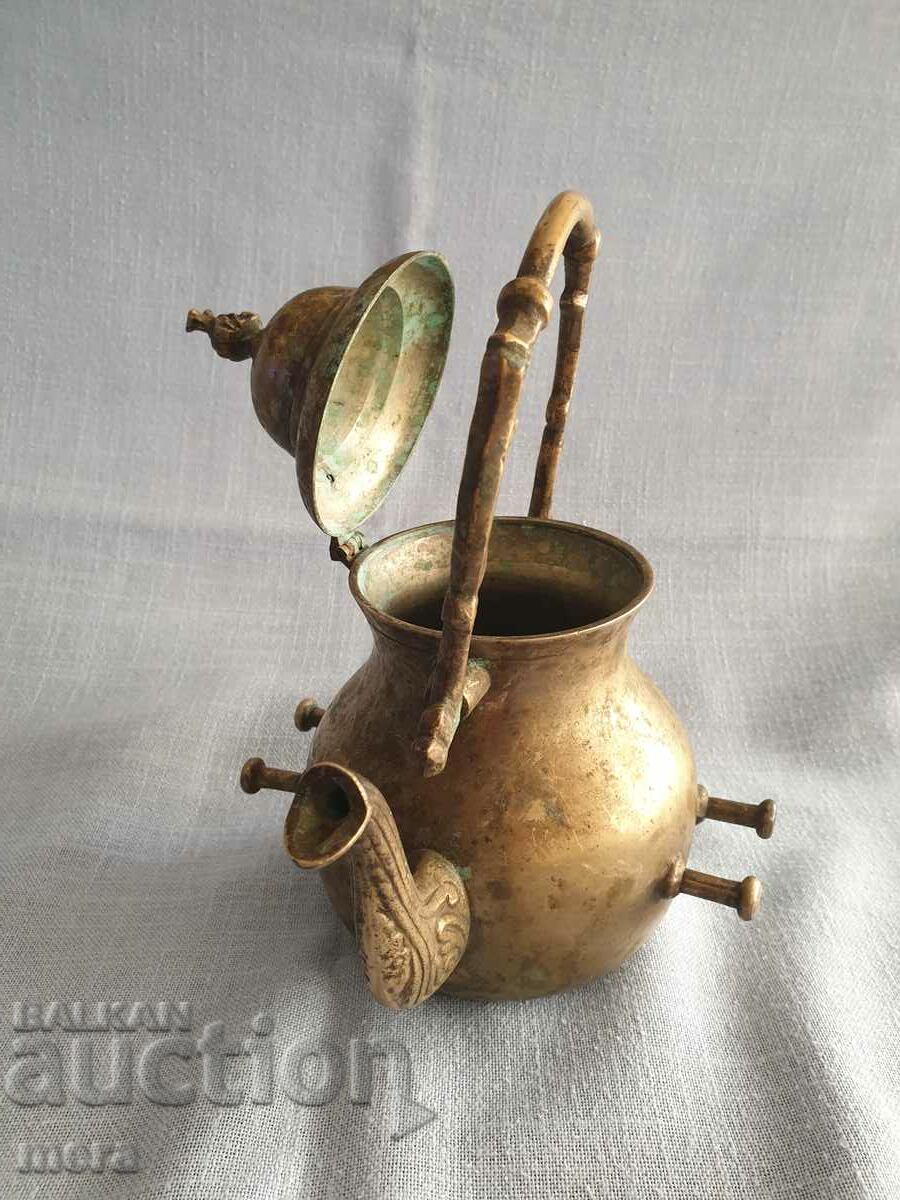 Auction Antique cast solid bronze teapot Auction Antique cast solid bronze teapot
