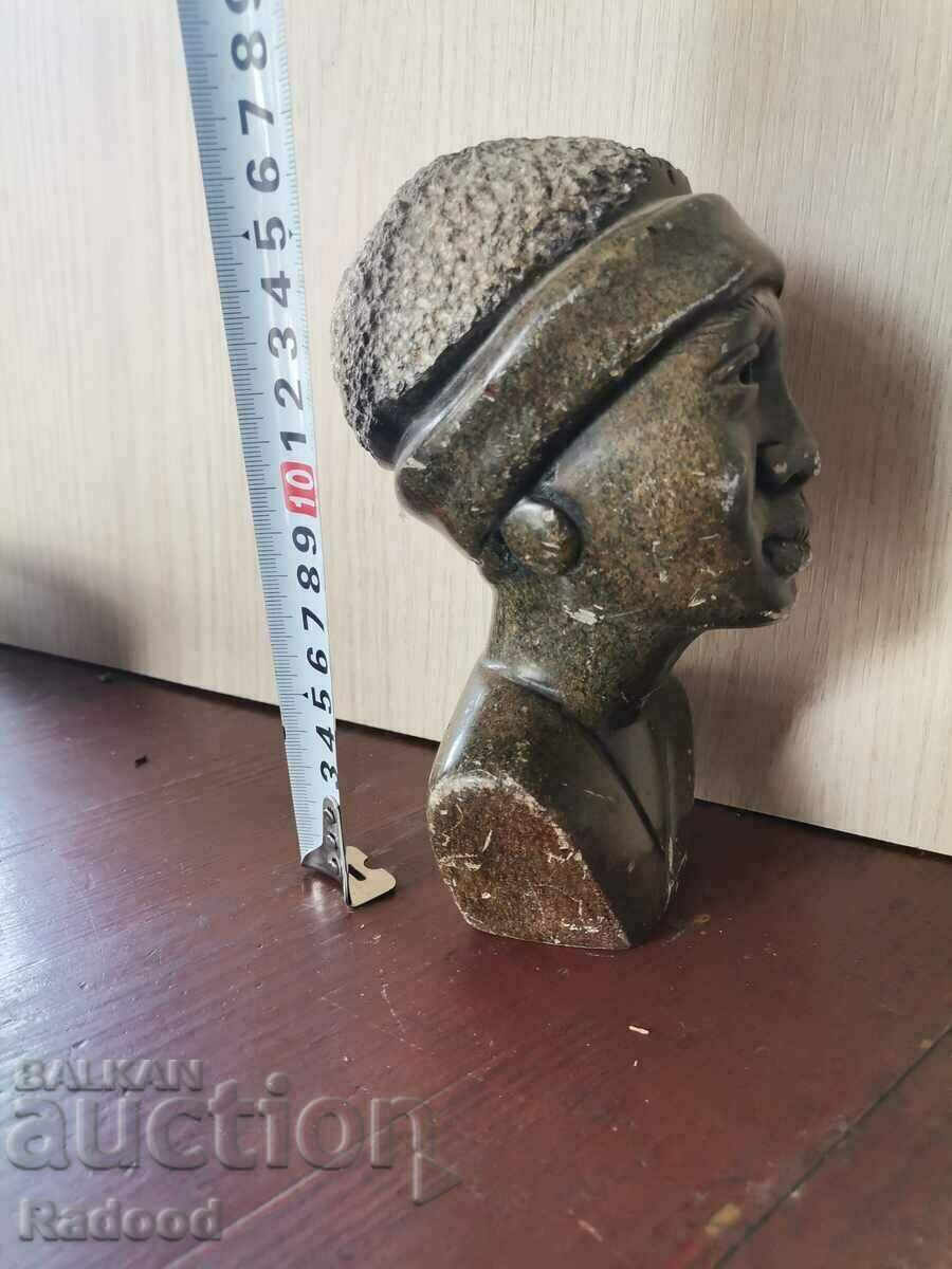 Bust, statuette, dagger - 5
