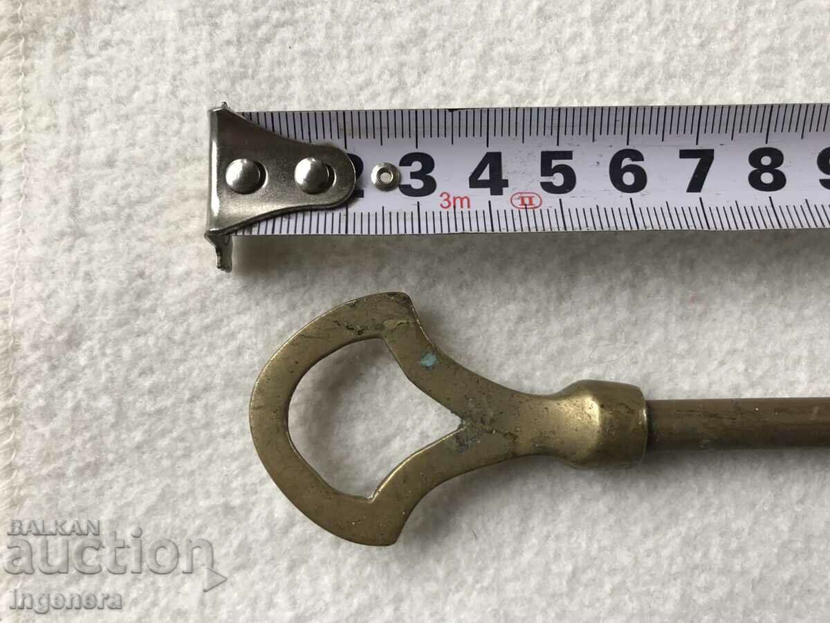 Delivery of FORK RYE UTENSILS FOR FIREPLACE BRONZE BRASS Delivery of FORK RYE UTENSILS FOR FIREPLACE BRONZE BRASS