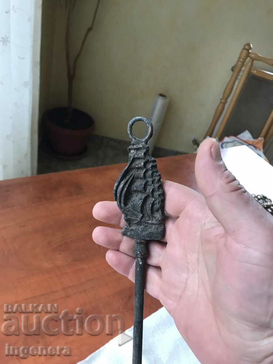 FORK RYE UTENSILS FOR FIREPLACE BRONZE BRASS - 5 FORK RYE UTENSILS FOR FIREPLACE BRONZE BRASS - 5