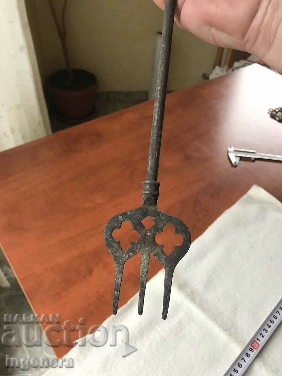 FORK RYE UTENSILS FOR FIREPLACE BRONZE BRASS - 6 FORK RYE UTENSILS FOR FIREPLACE BRONZE BRASS - 6